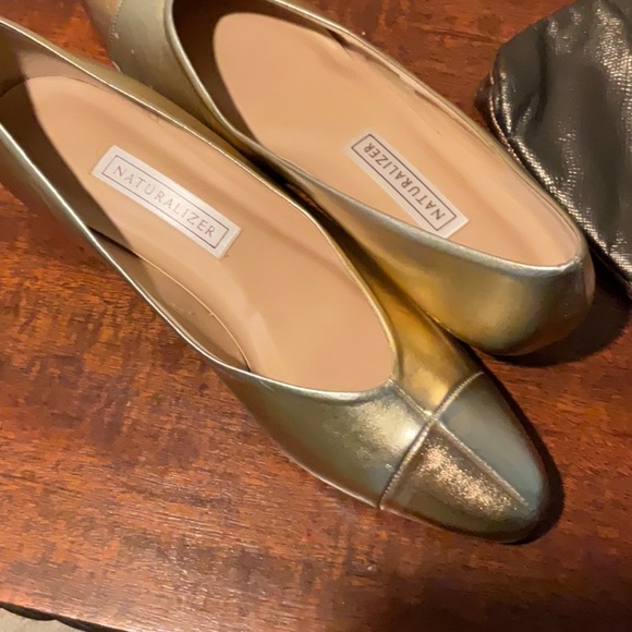 Lame Evening Shoes - Picture 5 of 7